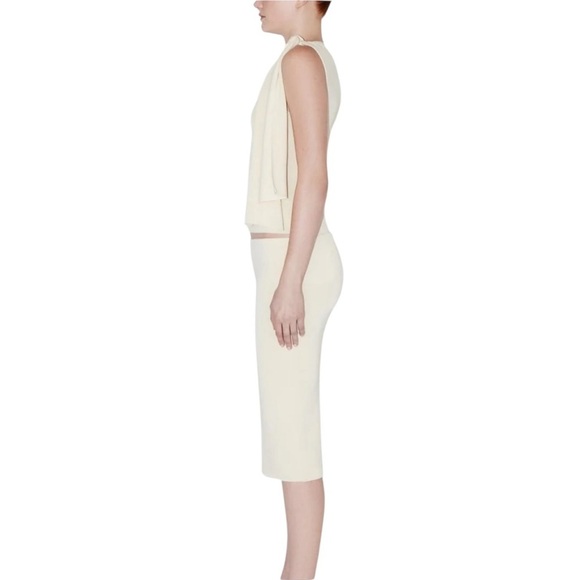 NWT Khy Stretch Cut Out Skirt In Cream Knit - Picture 3 of 7
